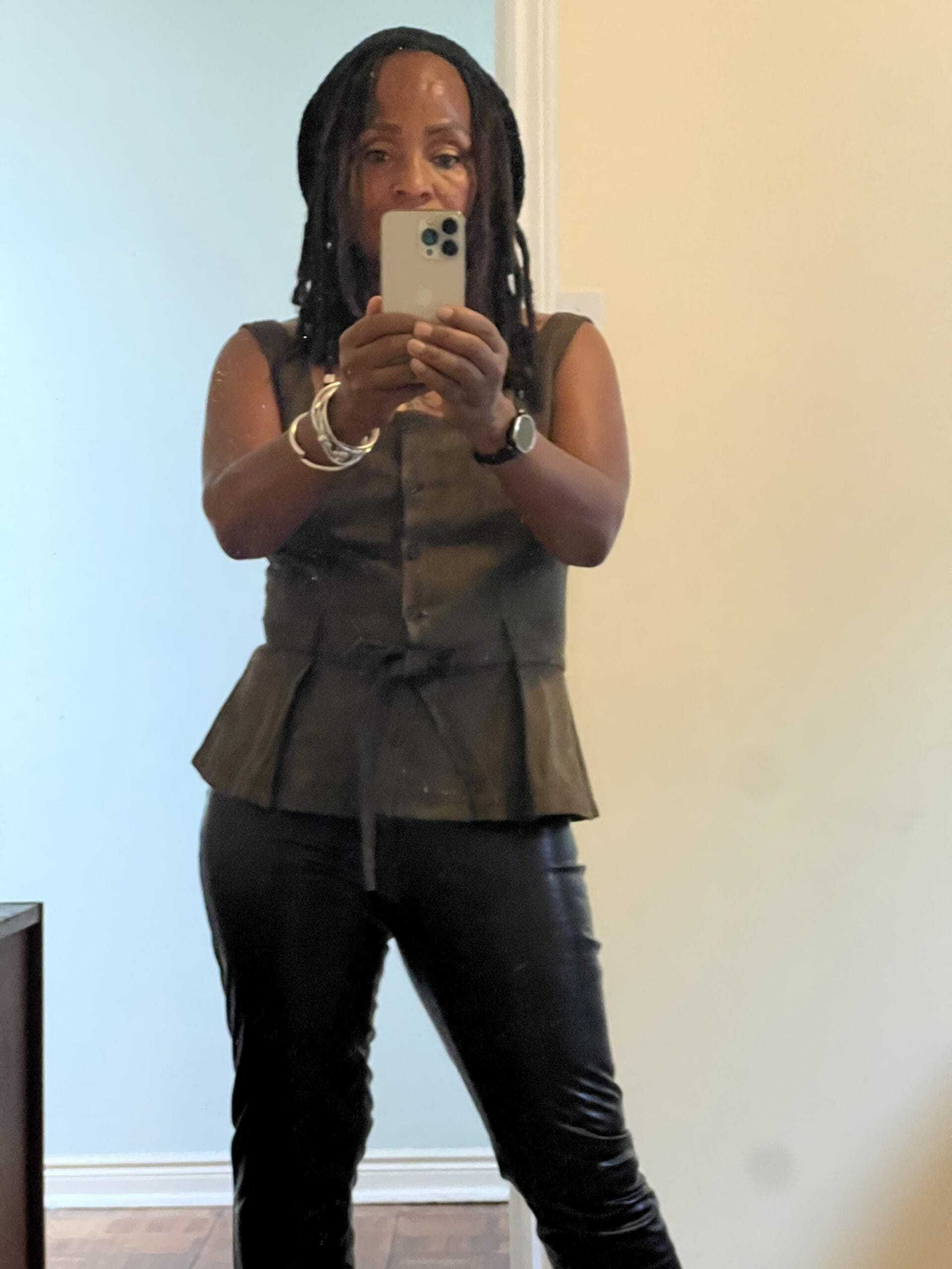 Artist | Nicole Pena